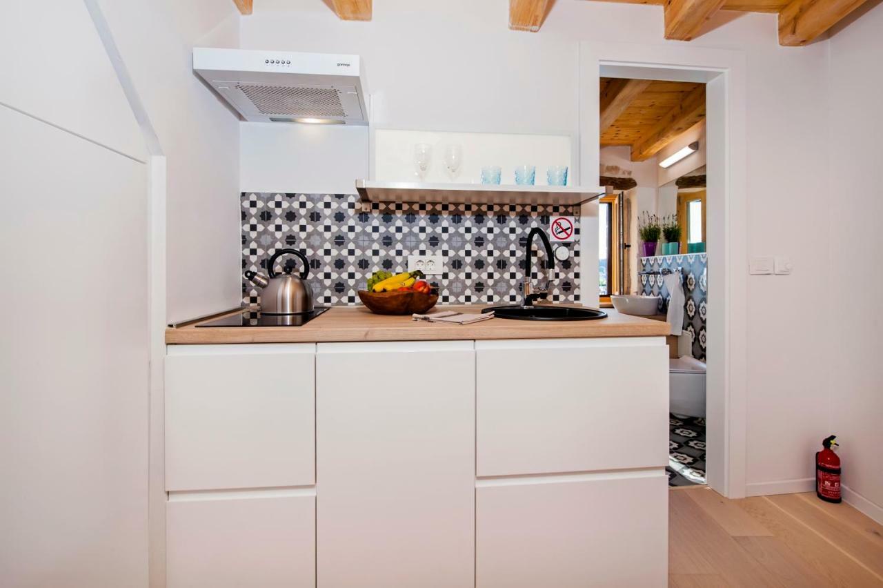 Adriatic Seaview Studio Ровінь Екстер'єр фото